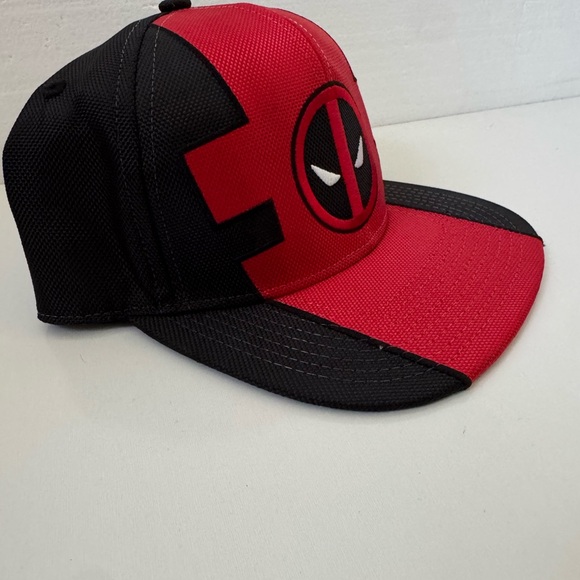 Dead Pool marvel SnapBack - Picture 2 of 4